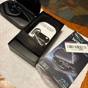 Wireless Over-Ear Headphones - Black